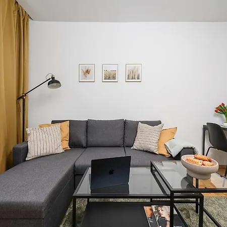 Magnificent House For 6 * Varšava