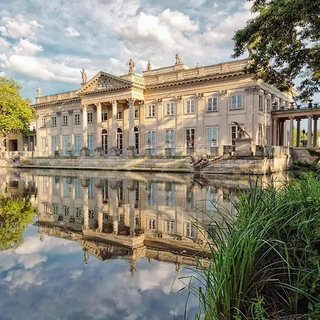 Magnificent House For 6 Apartmán Varšava